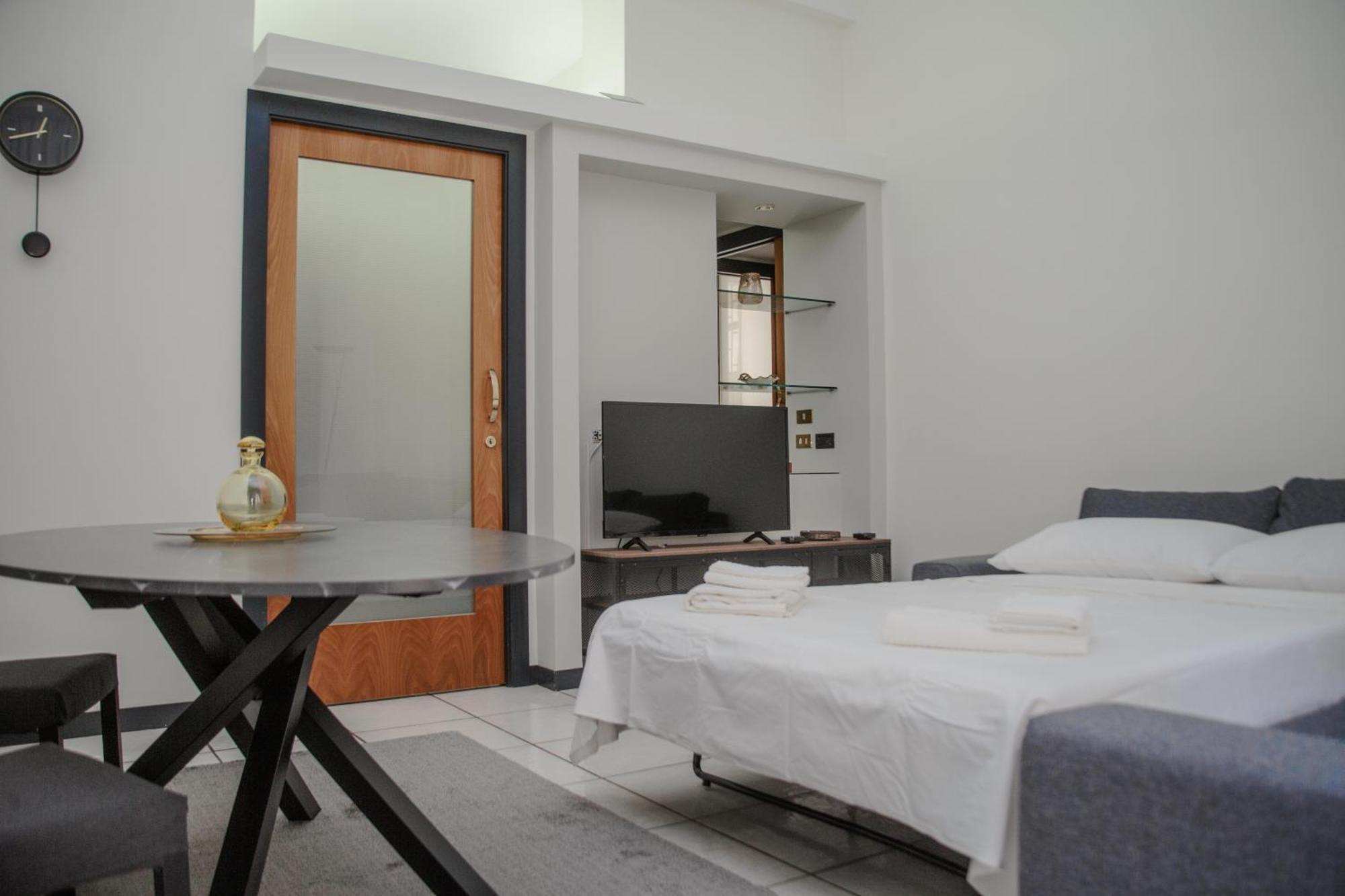 Don Giovanni A Toledo Apartment